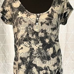 We the free women’s shirt